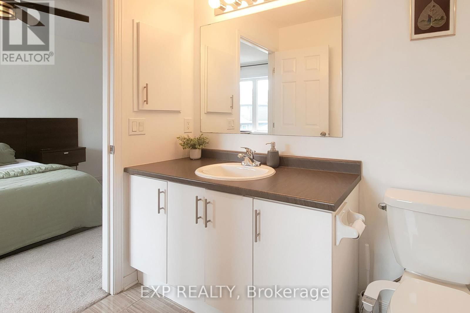134 CAMDEN PRIVATE Image 16