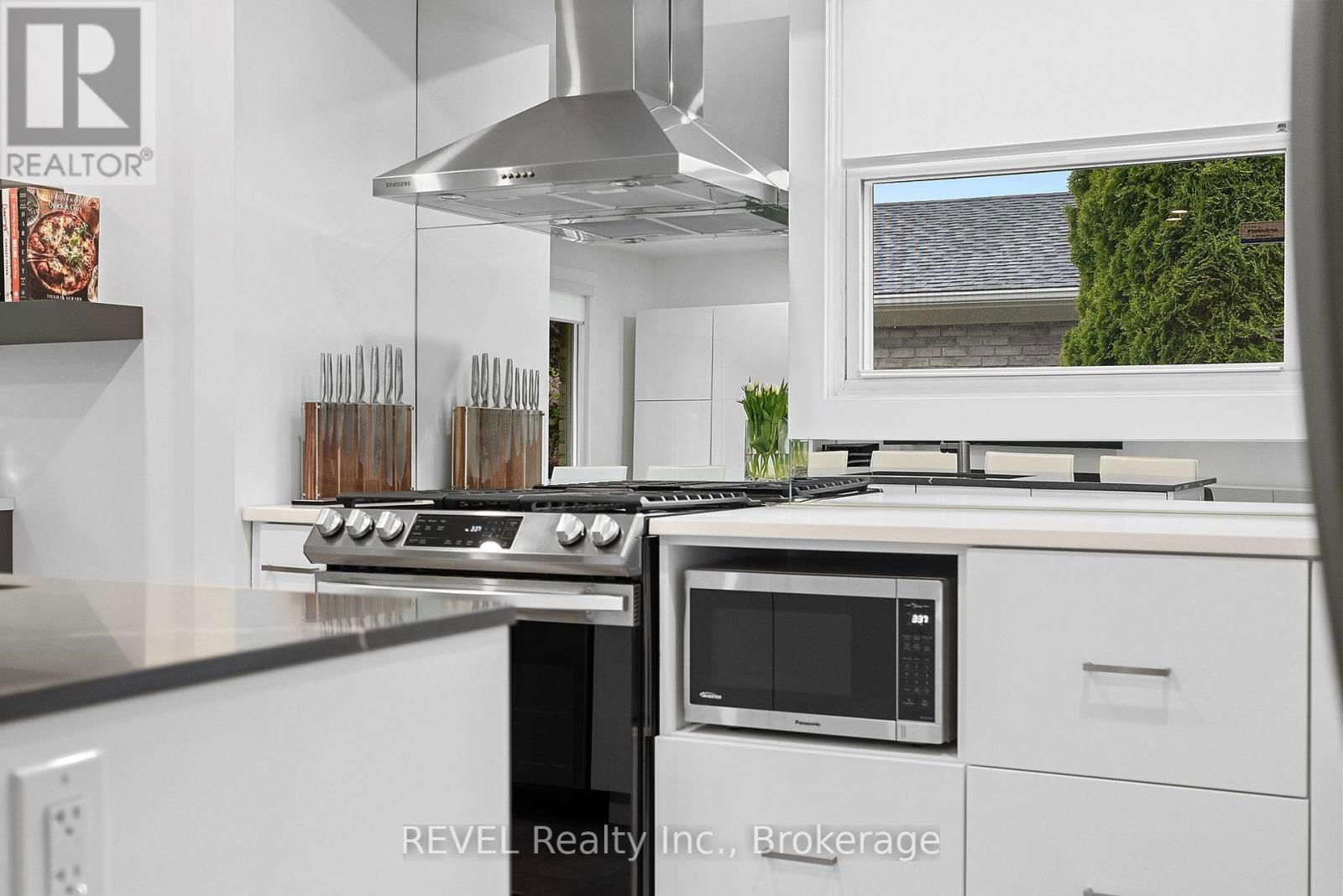 10 BELAIR DRIVE Image 12