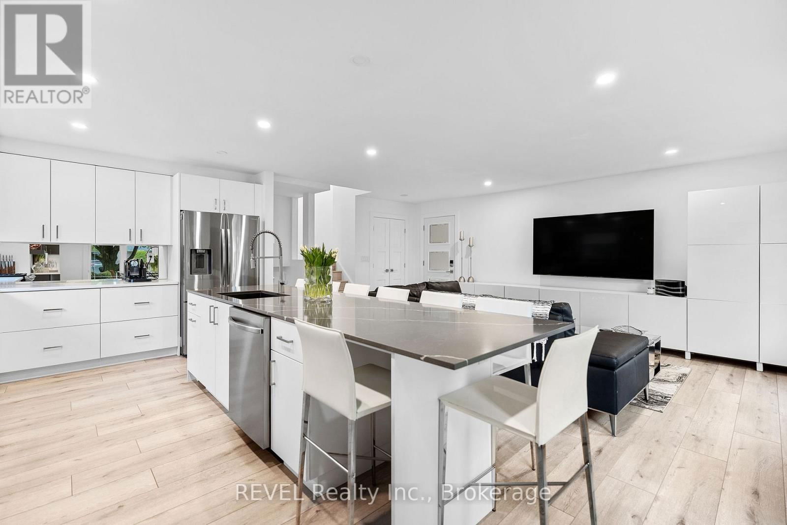 10 BELAIR DRIVE Image 14