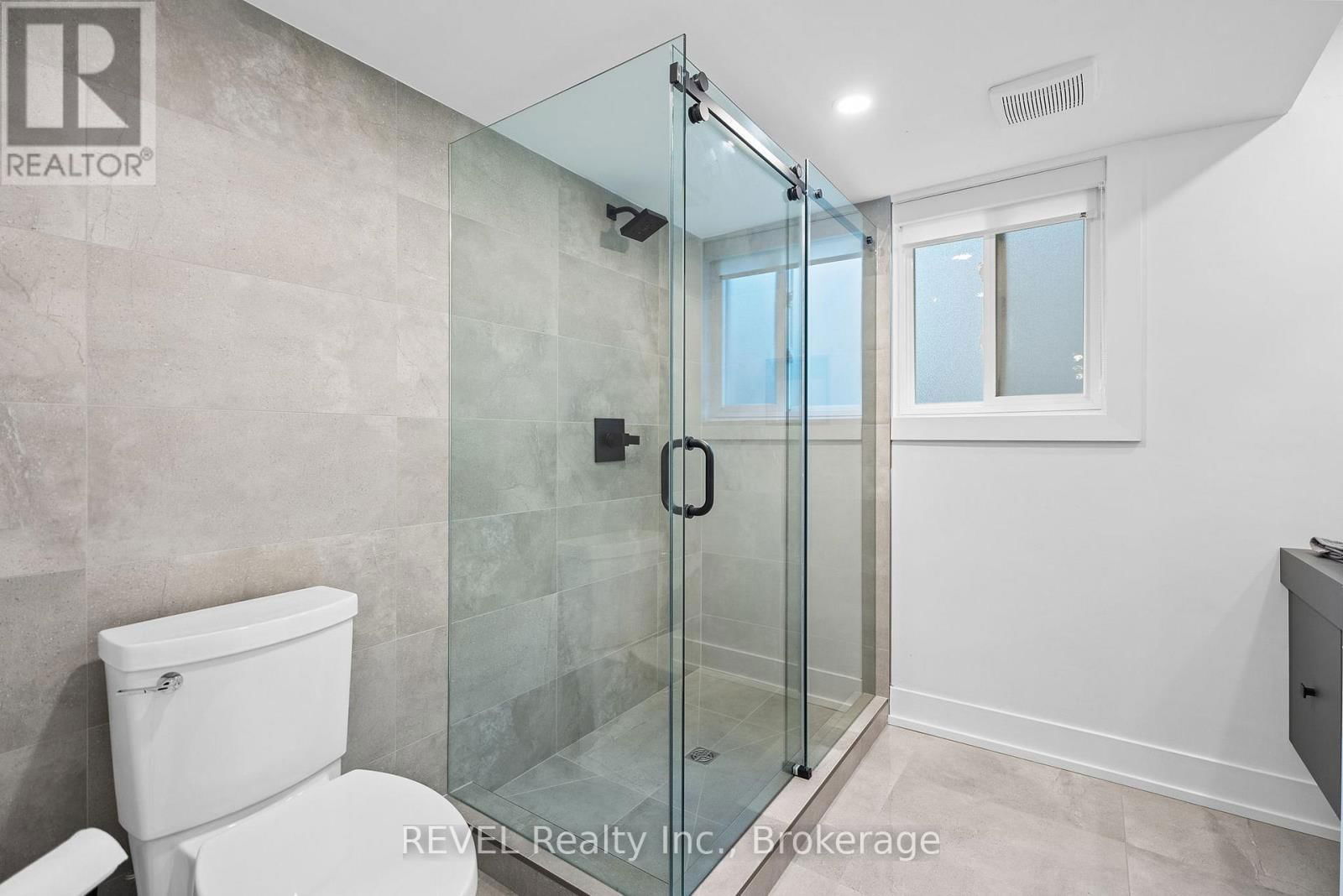 10 BELAIR DRIVE Image 25
