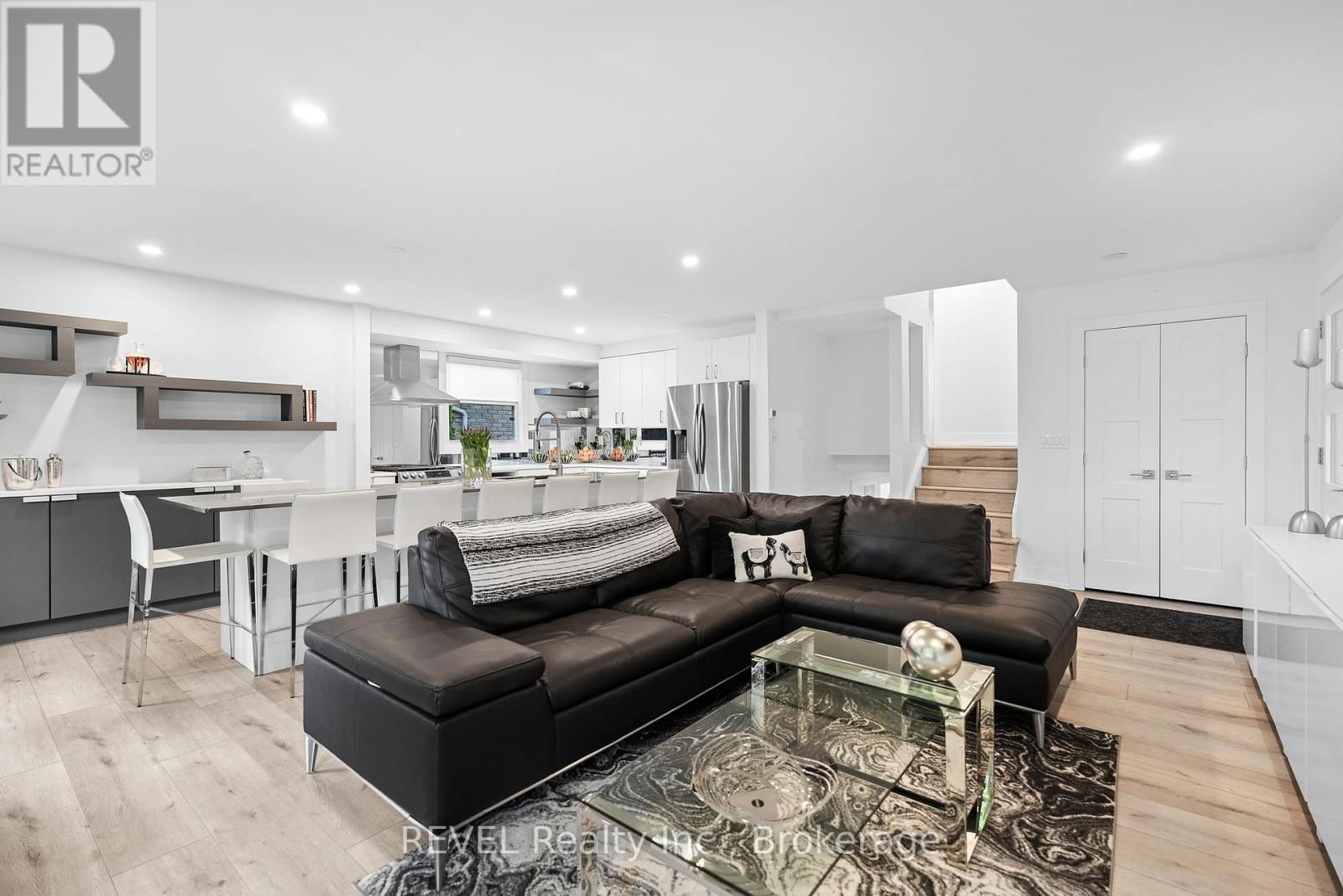 10 BELAIR DRIVE Image 7