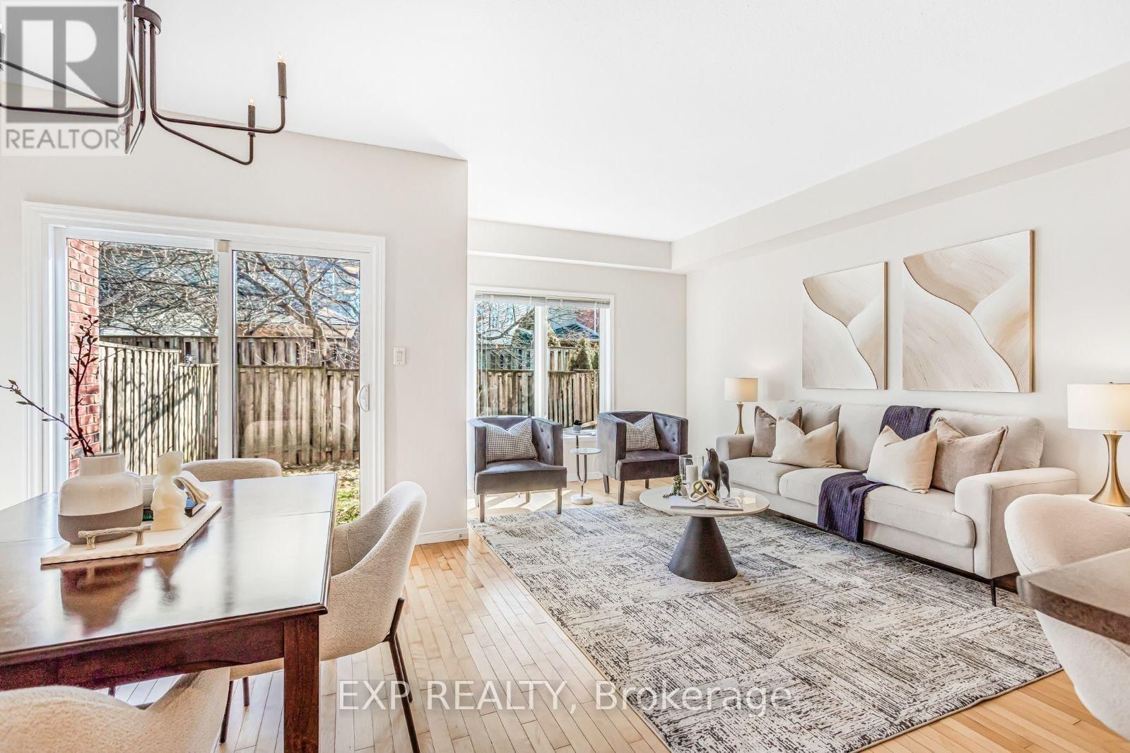 10 - 81 VALRIDGE DRIVE Image 8