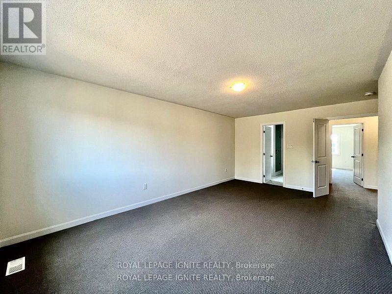 126 GILDERSLEEVE BOULEVARD Image 16