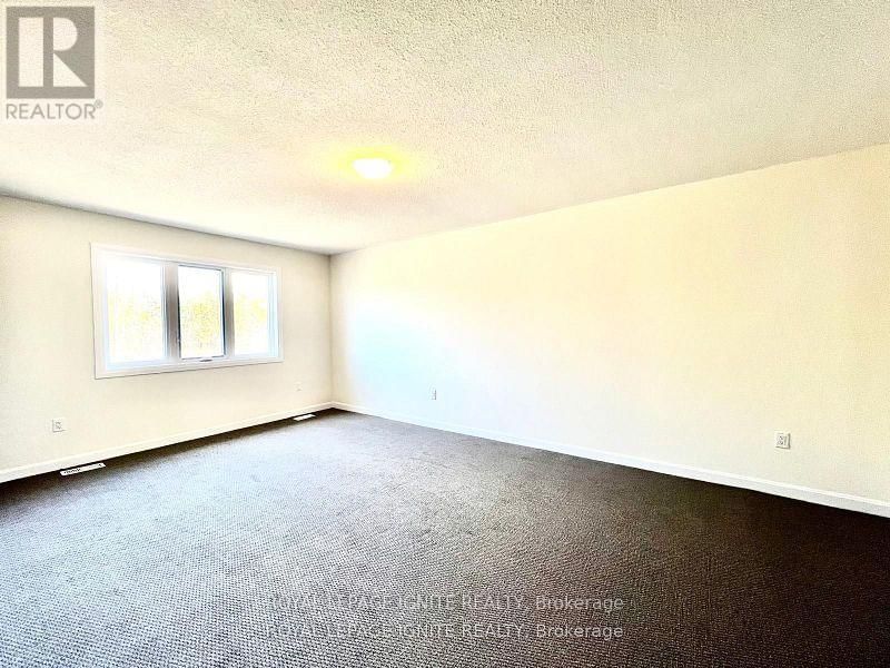 126 GILDERSLEEVE BOULEVARD Image 24