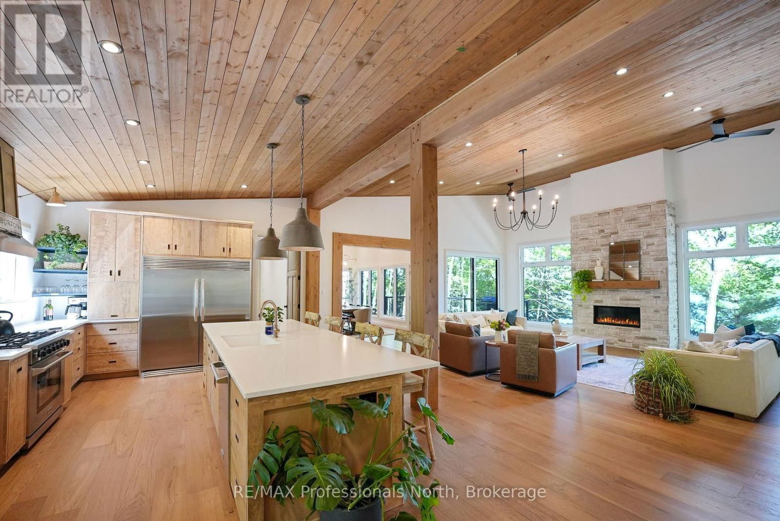1041 MINAKI LANE Image 7