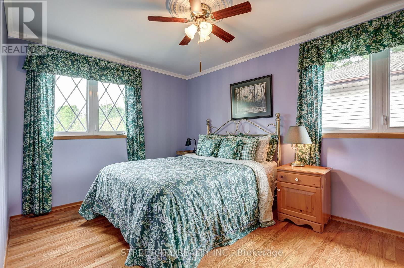 531 ELM STREET Image 24