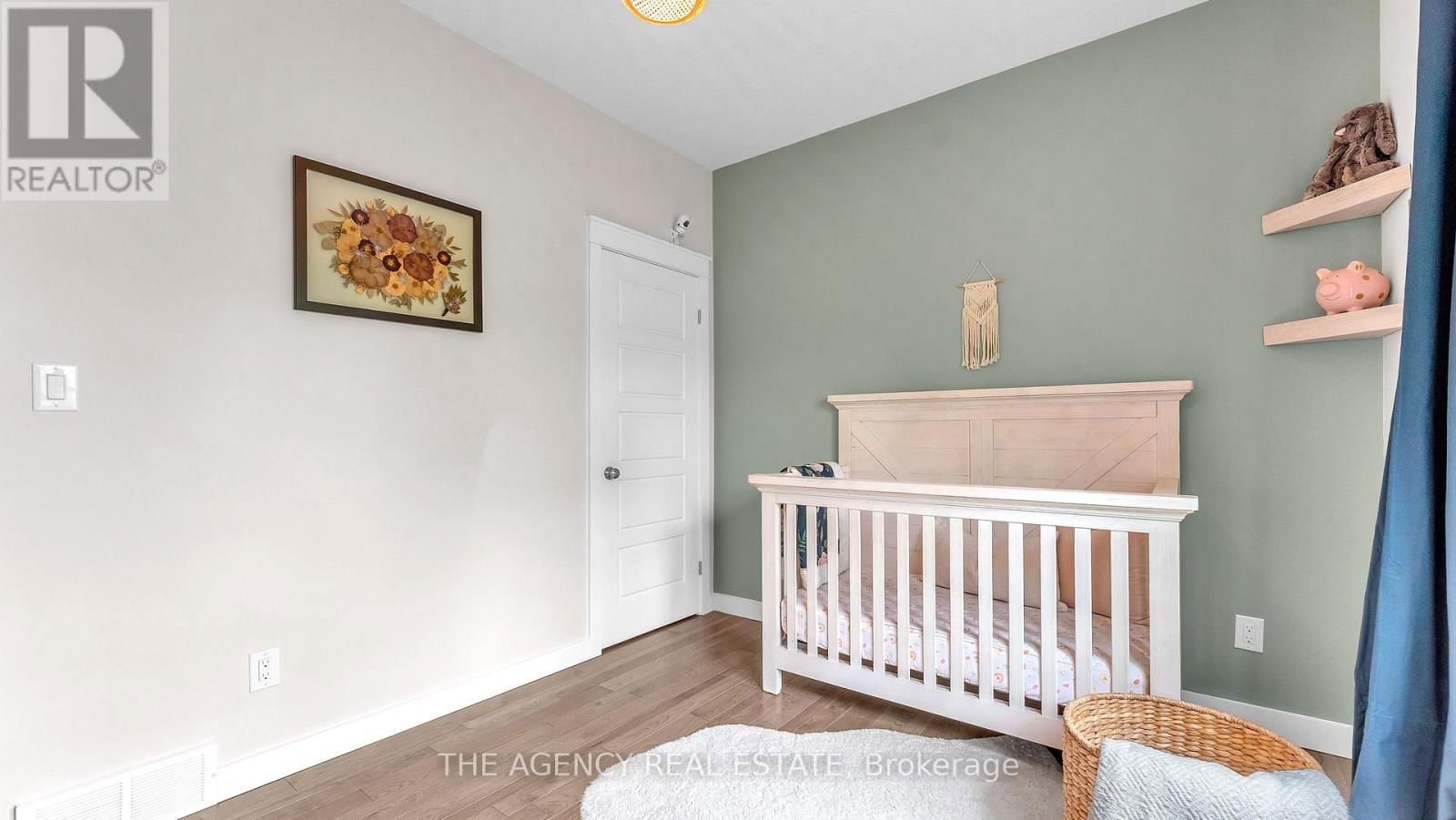 4395 THOMAS ROAD Image 16