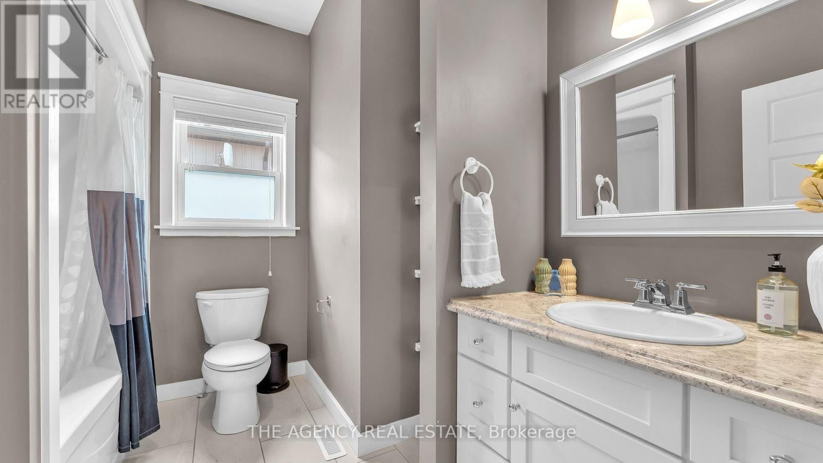 4395 THOMAS ROAD Image 17