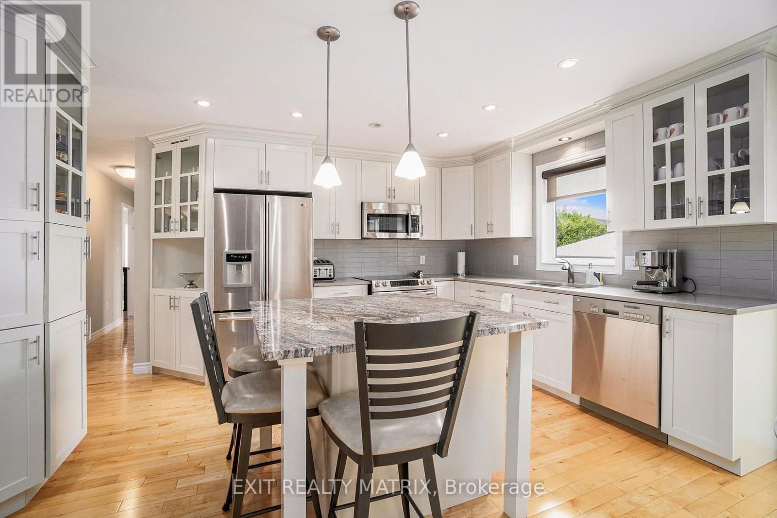 209 JASPER CRESCENT Image 10