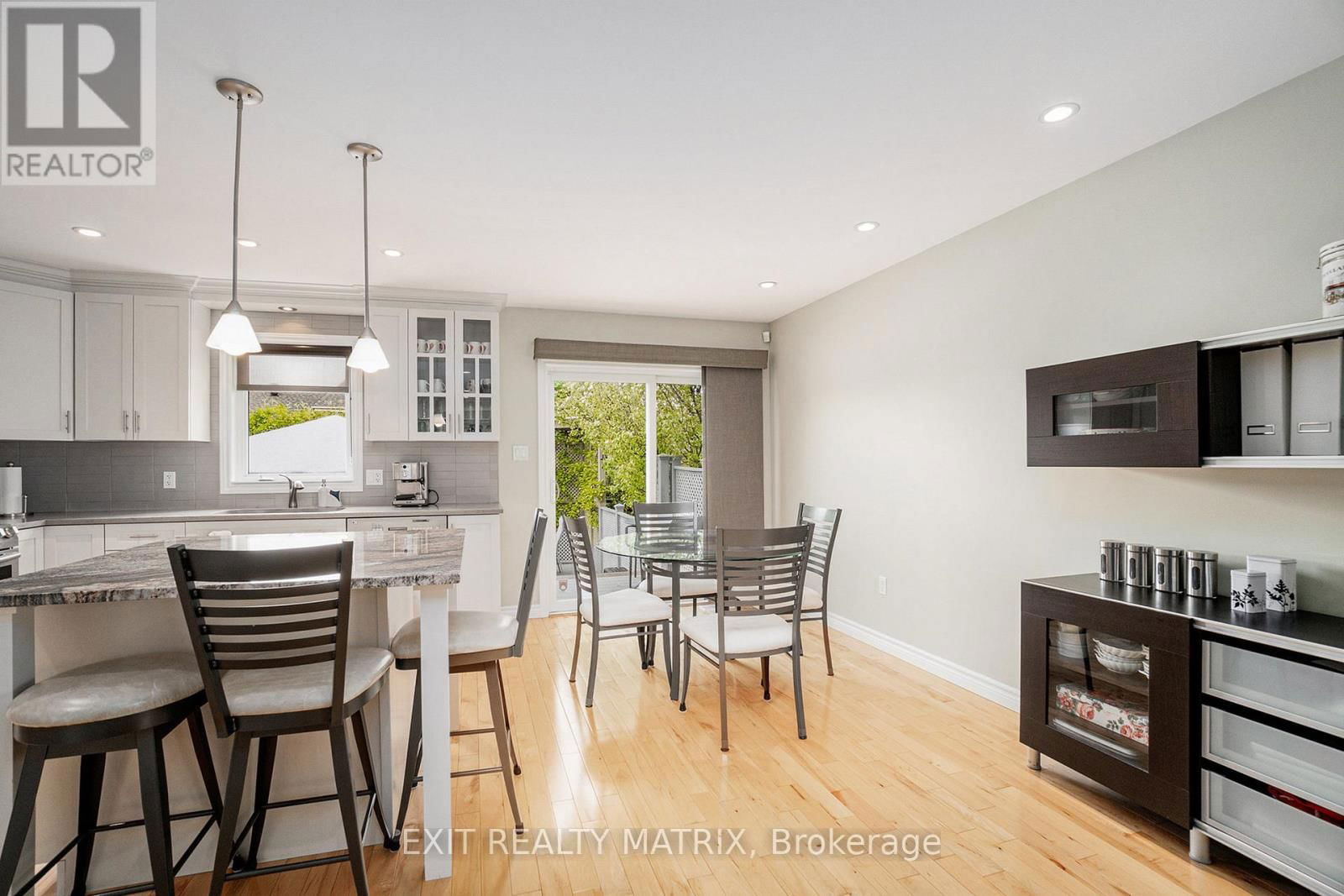 209 JASPER CRESCENT Image 11