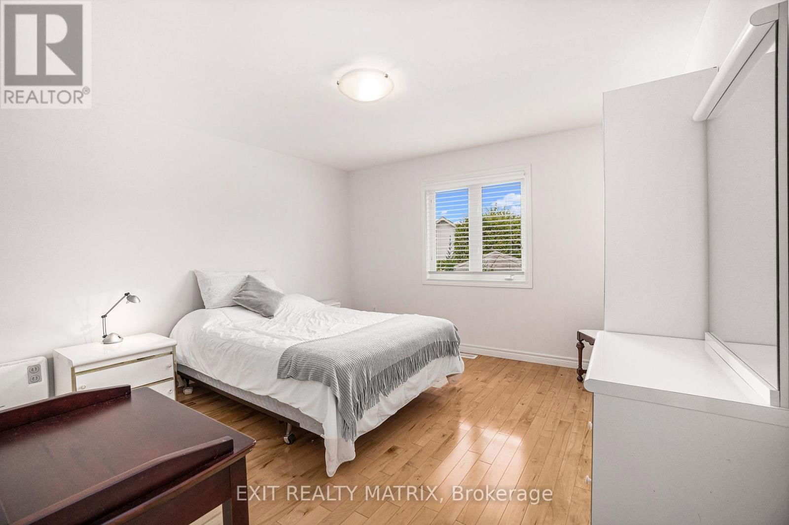 209 JASPER CRESCENT Image 20