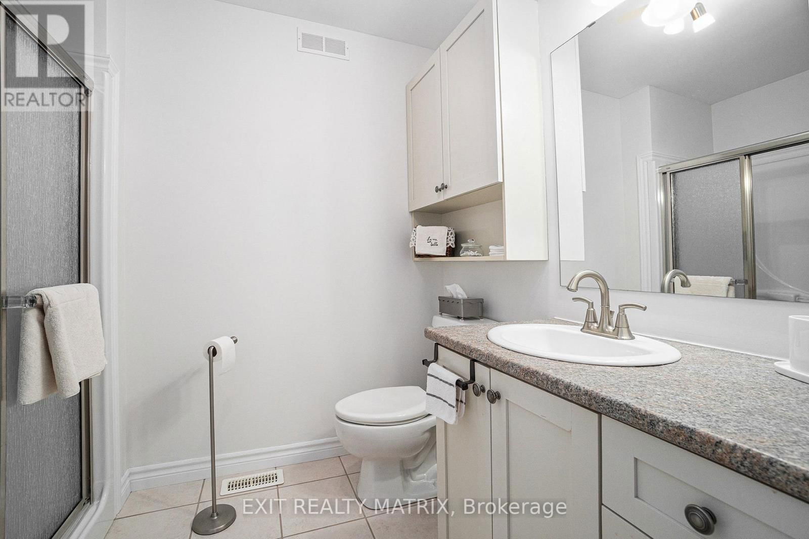 209 JASPER CRESCENT Image 21