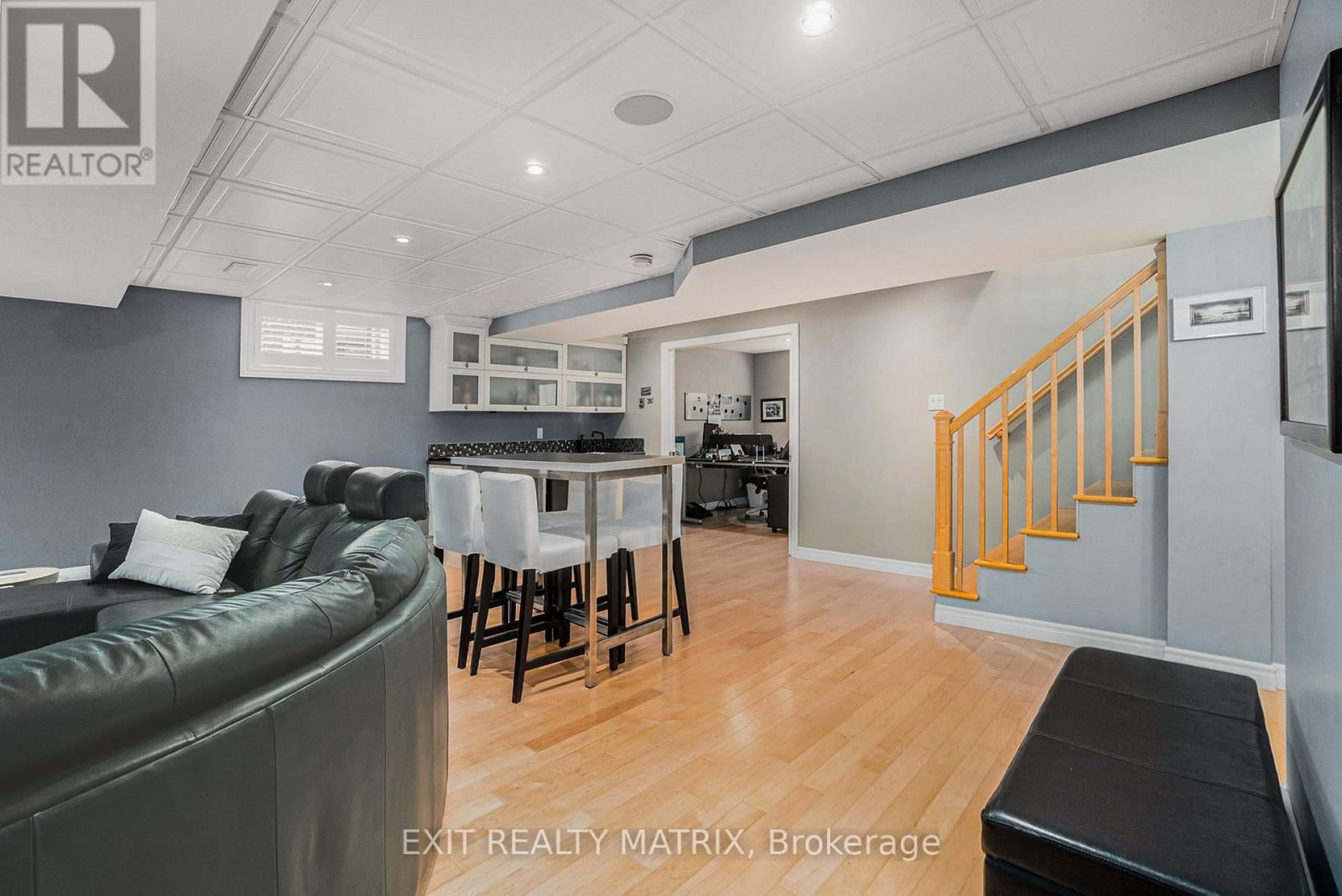 209 JASPER CRESCENT Image 25