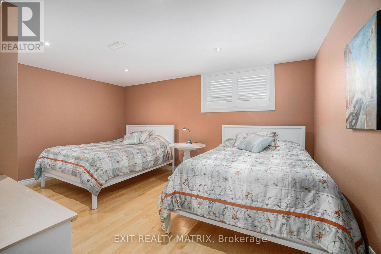 209 JASPER CRESCENT Image 29