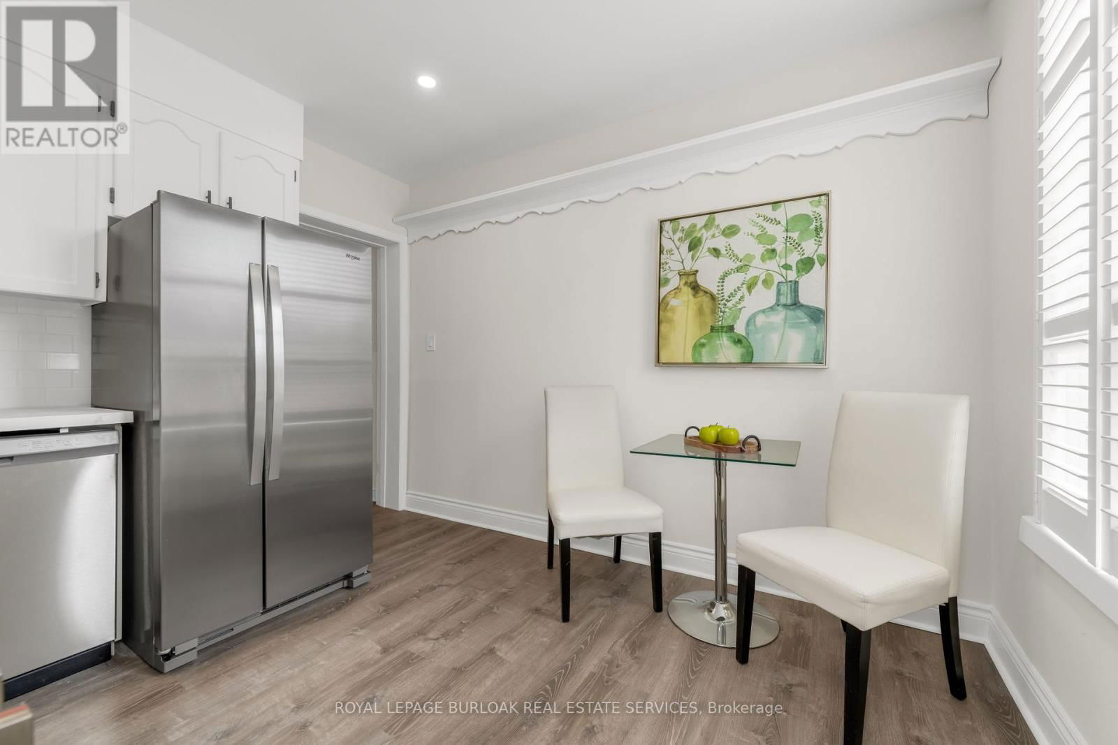 16 MURRAY STREET EAST Image 15
