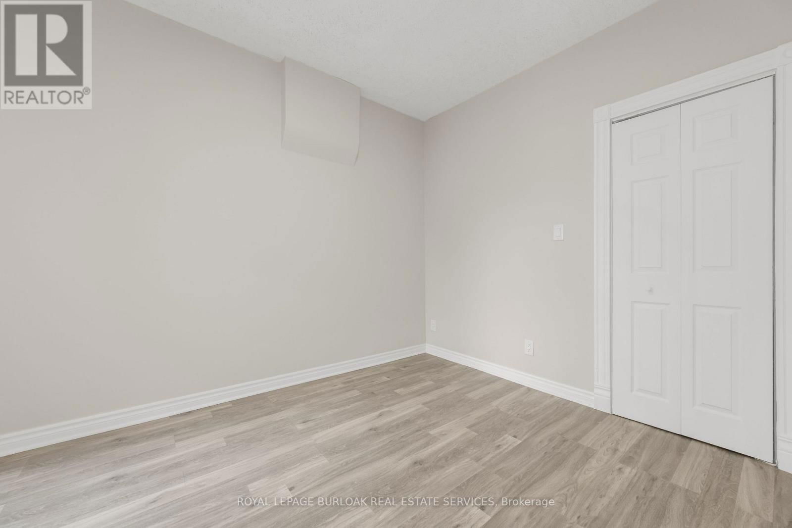 16 MURRAY STREET EAST Image 20