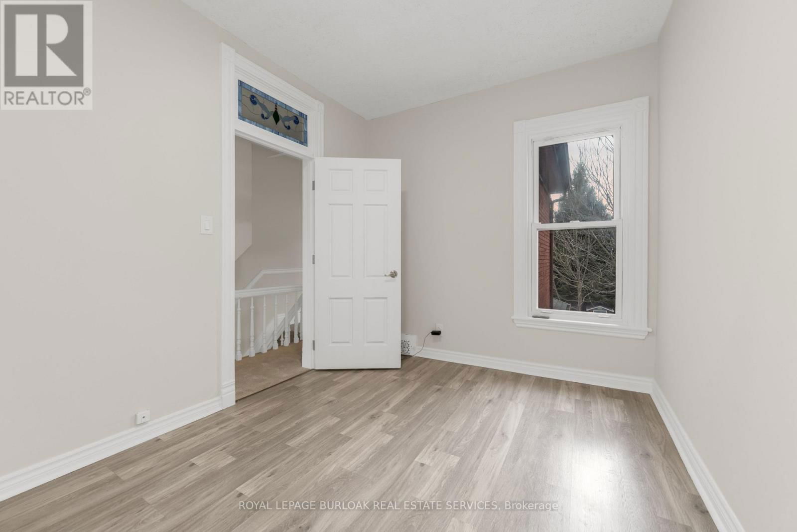 16 MURRAY STREET EAST Image 21