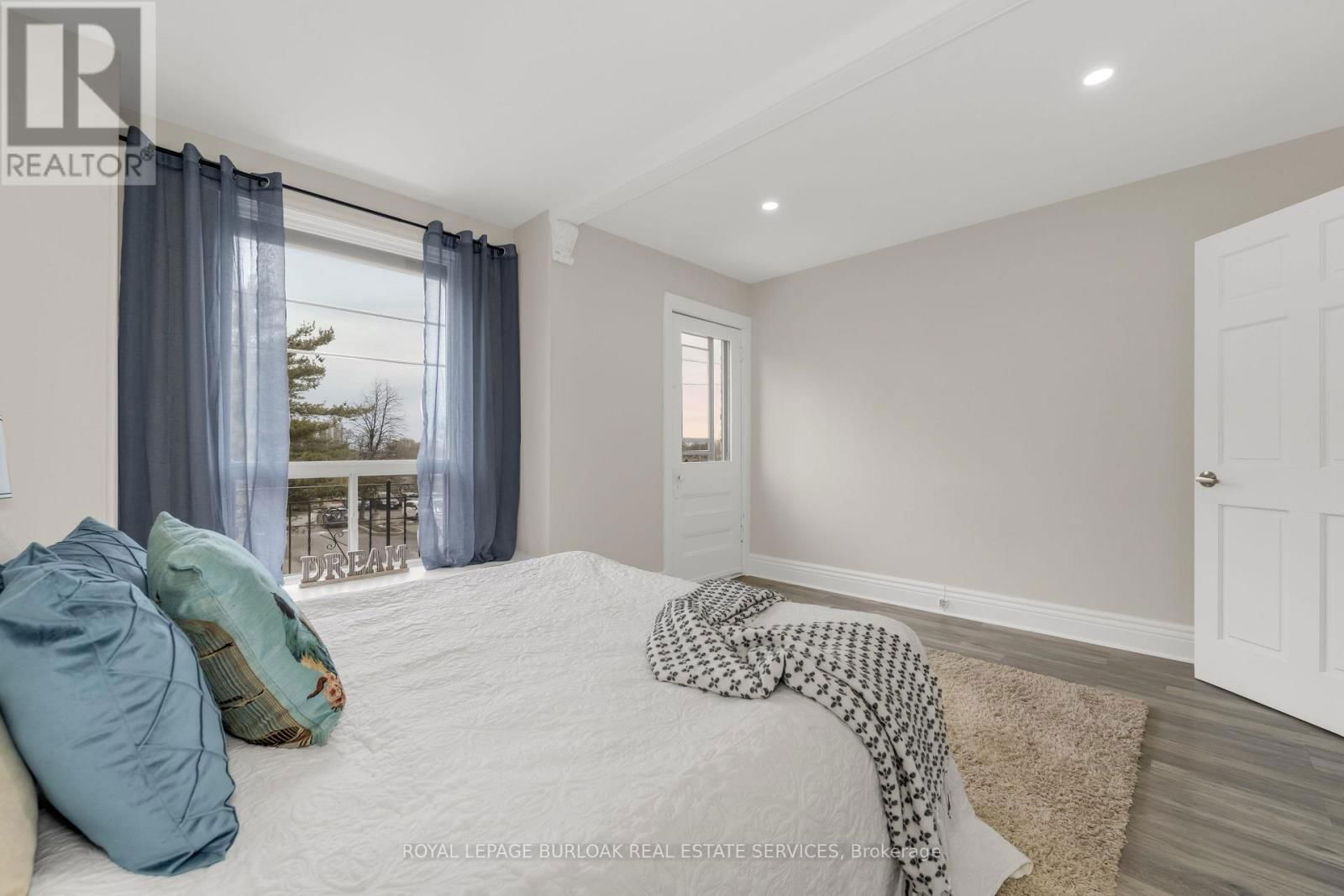 16 MURRAY STREET EAST Image 23
