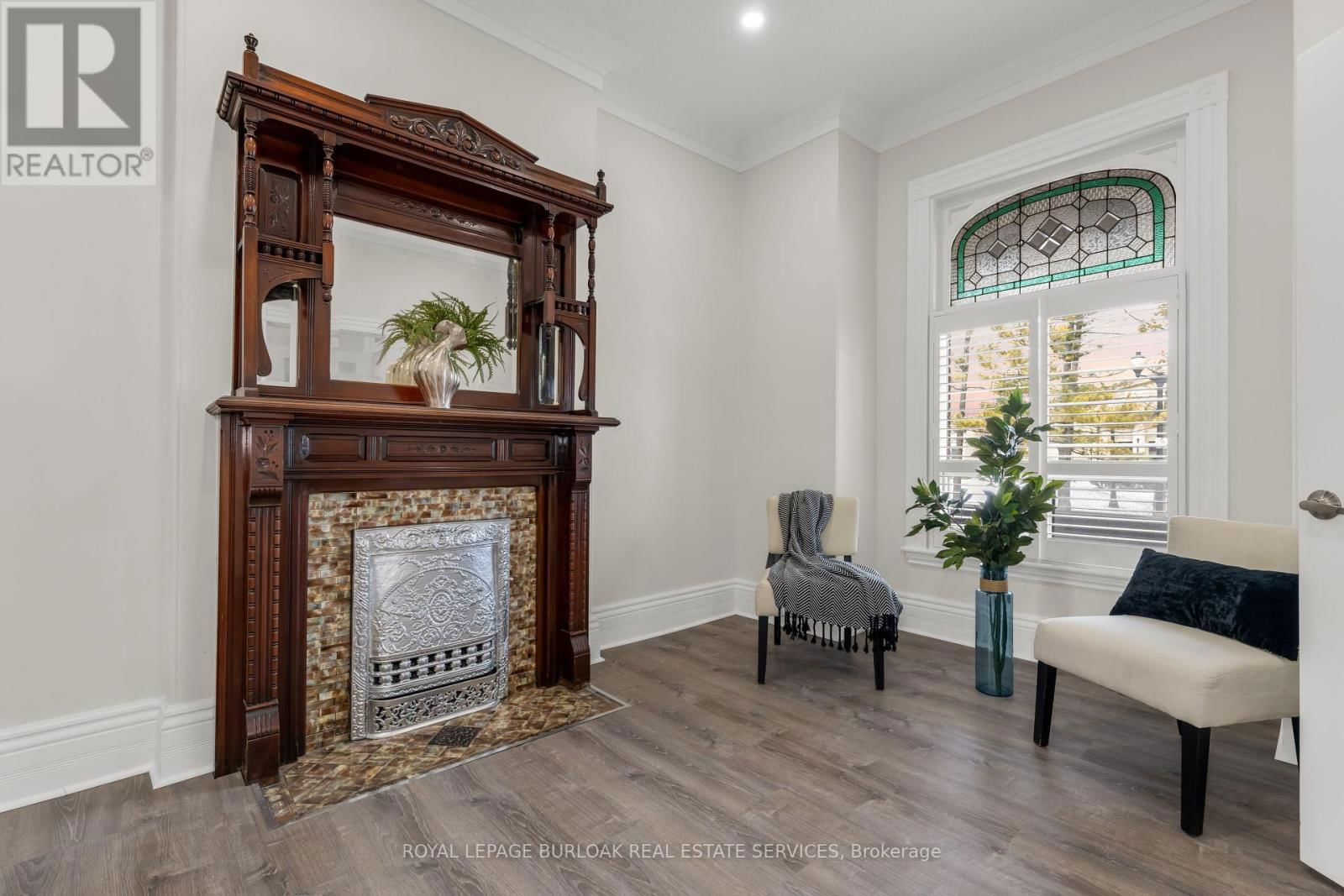 16 MURRAY STREET EAST Image 7