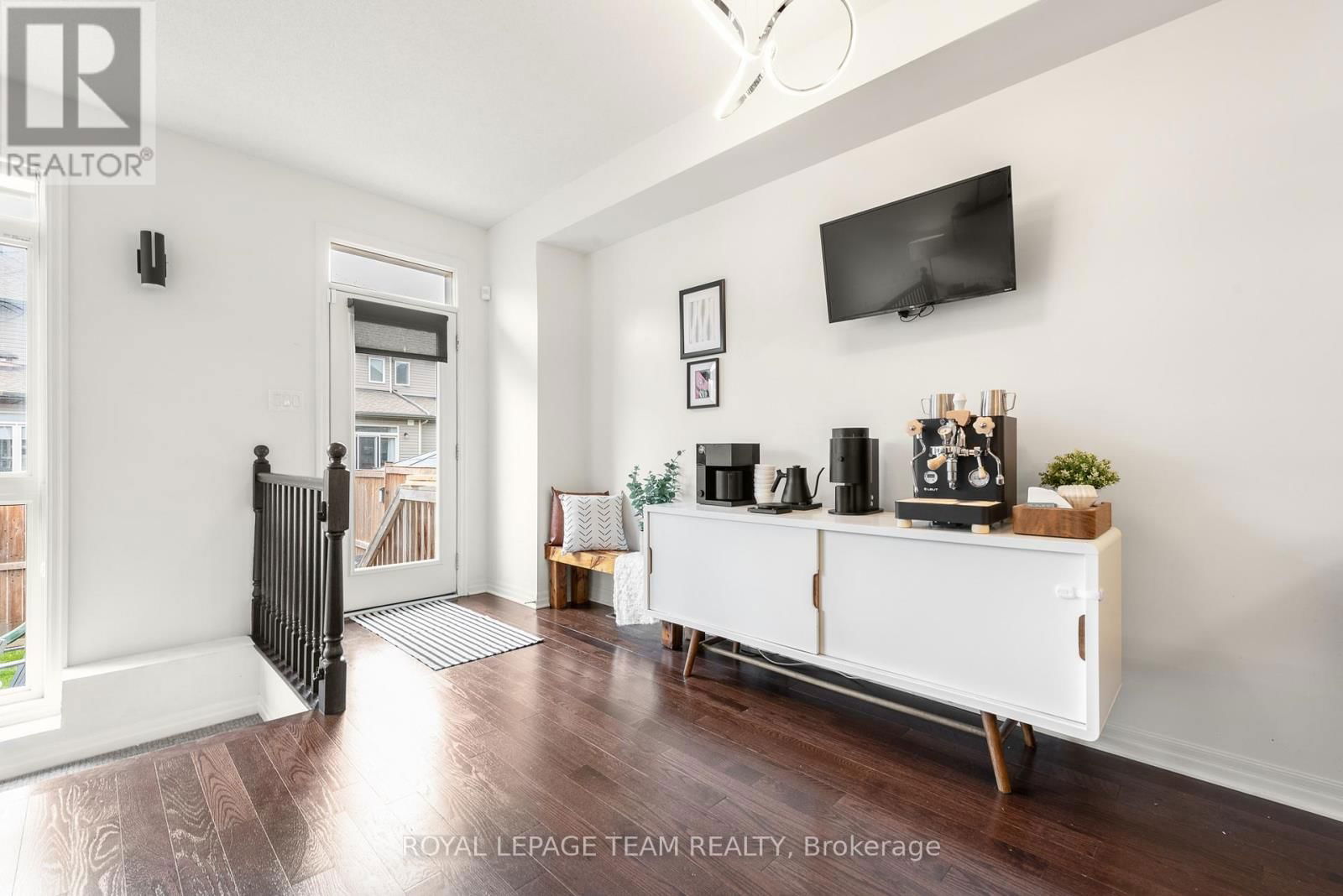 544 RIOJA STREET Image 20