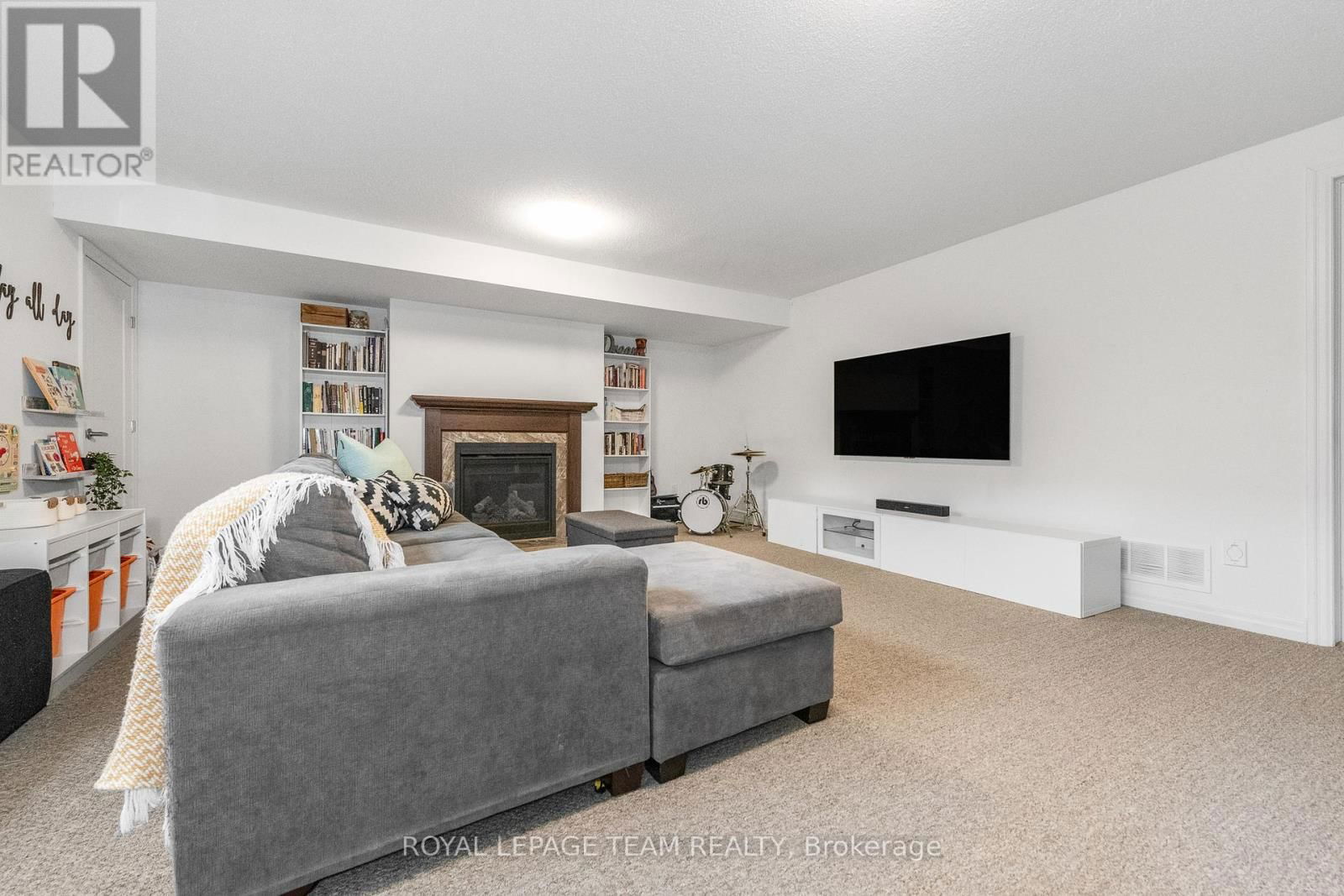 544 RIOJA STREET Image 41