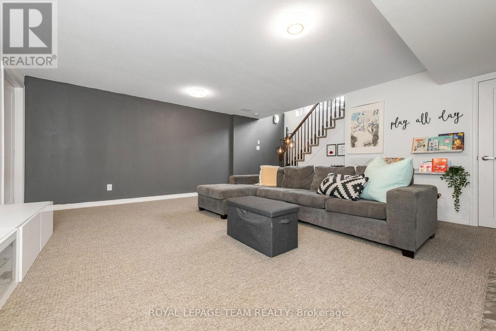 544 RIOJA STREET Image 42