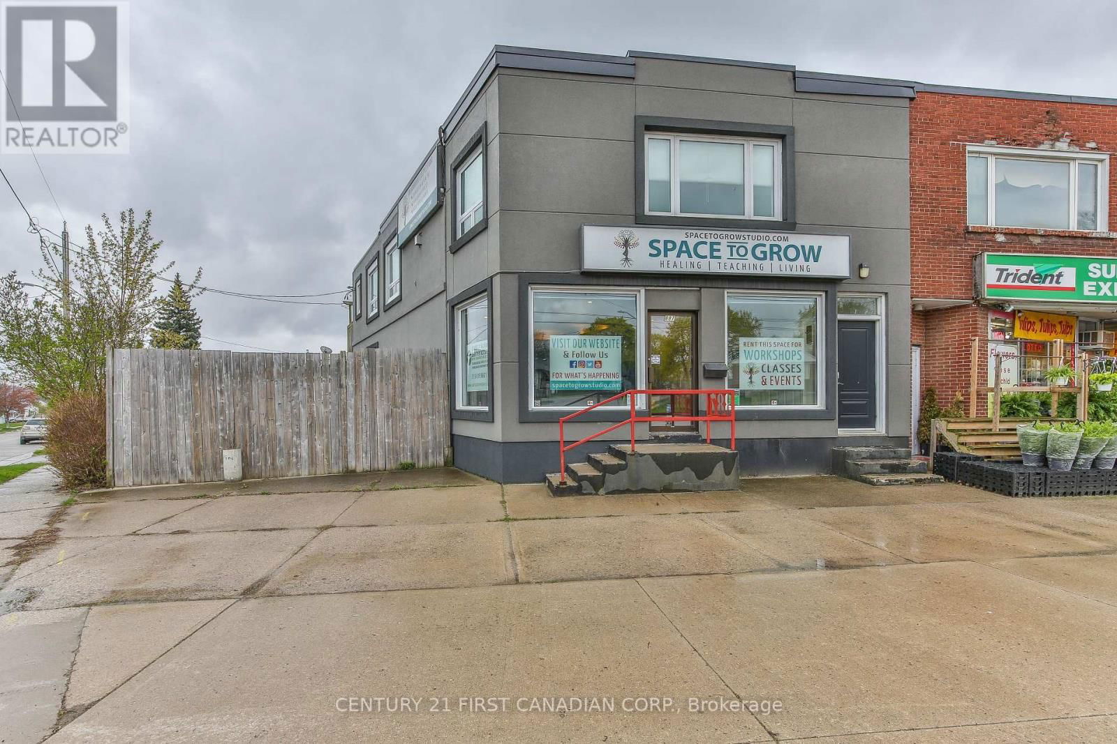 887 HAMILTON ROAD Image 1