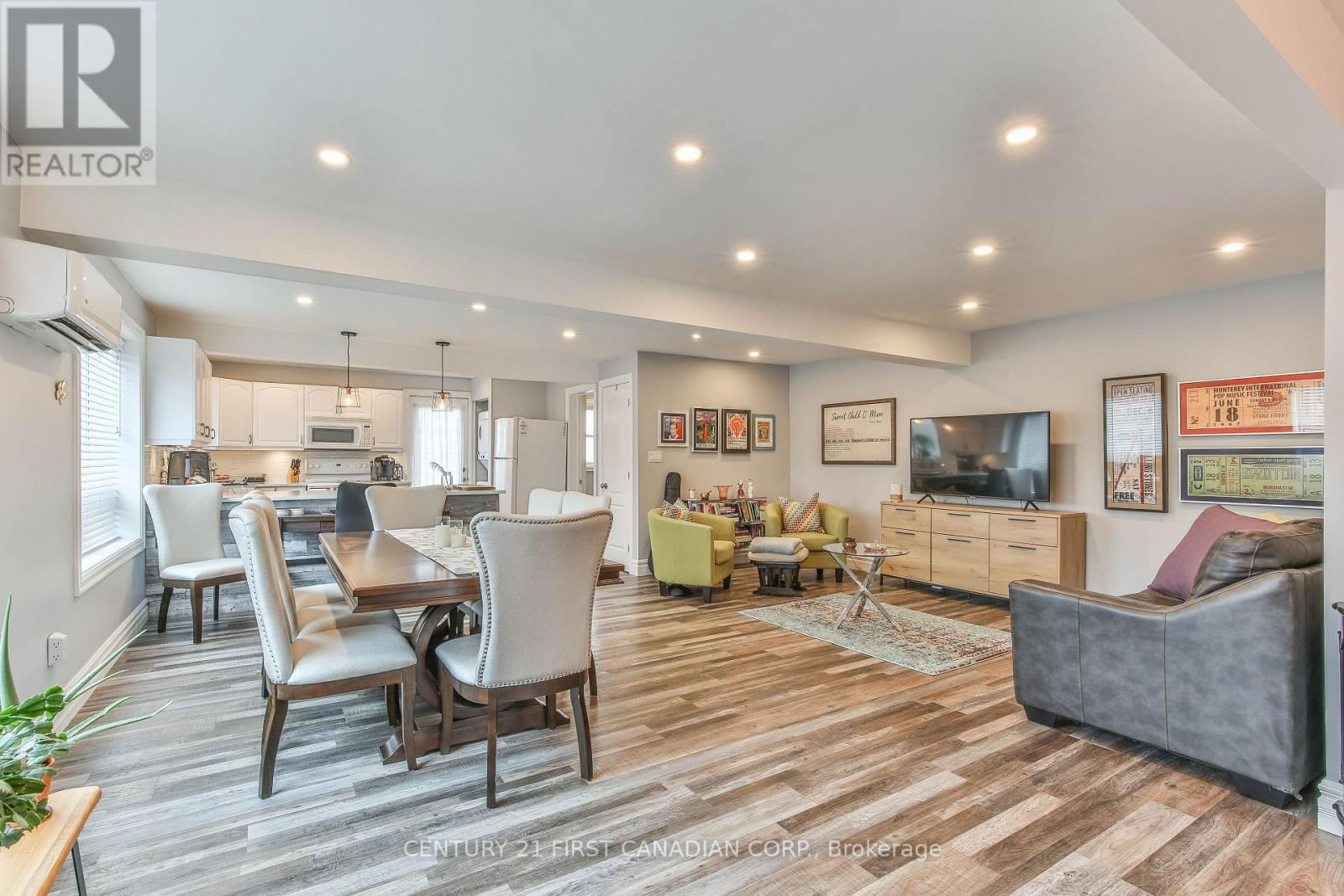 887 HAMILTON ROAD Image 21