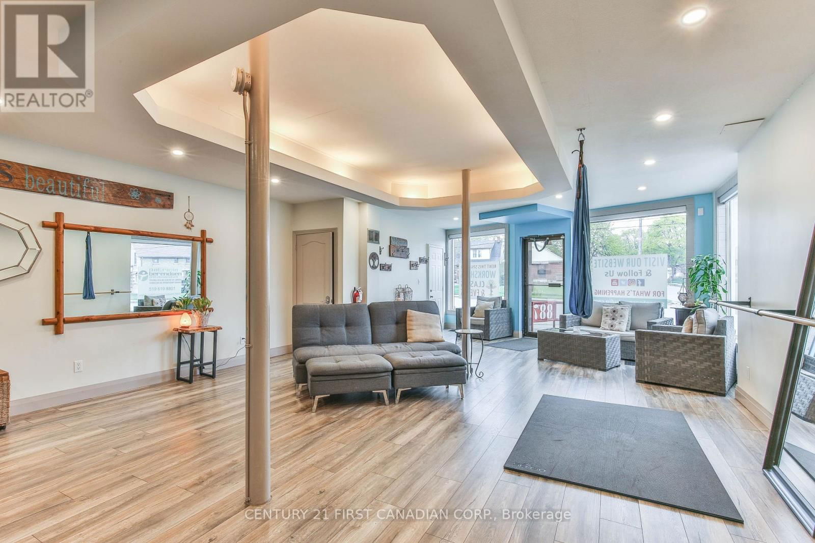 887 HAMILTON ROAD Image 3