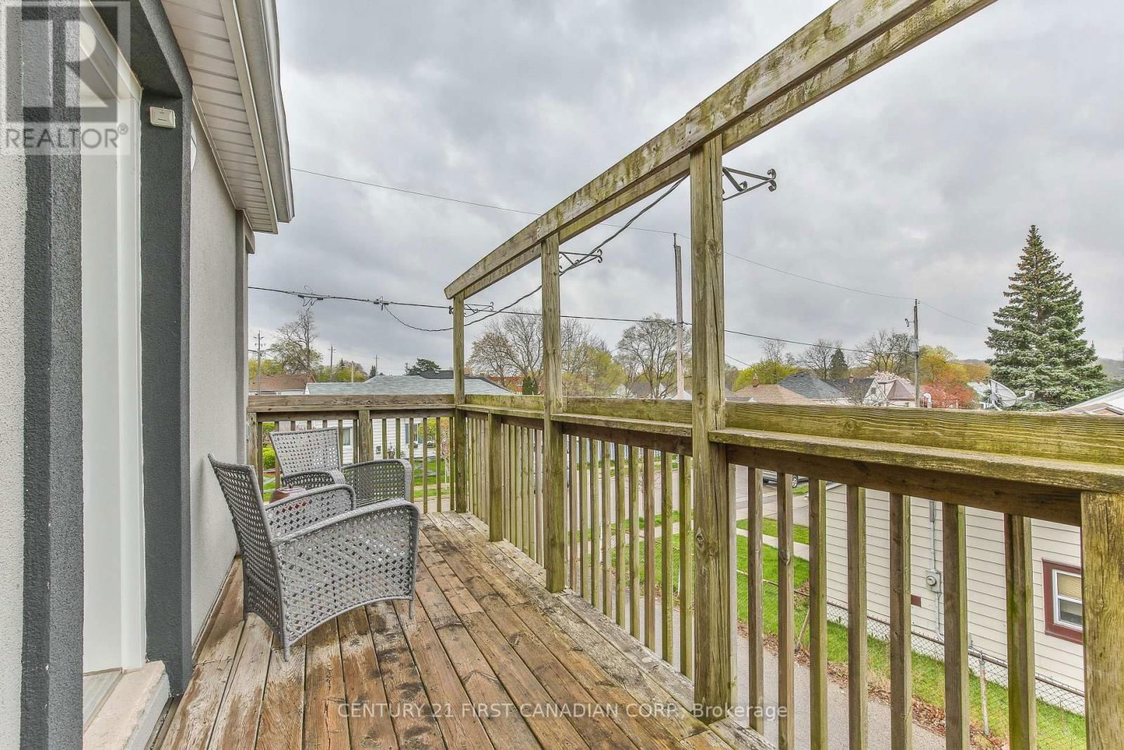 887 HAMILTON ROAD Image 34