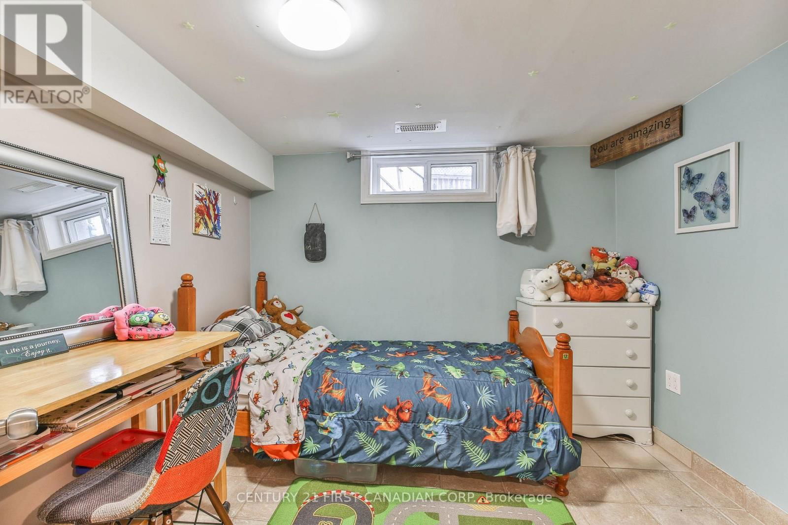 887 HAMILTON ROAD Image 41