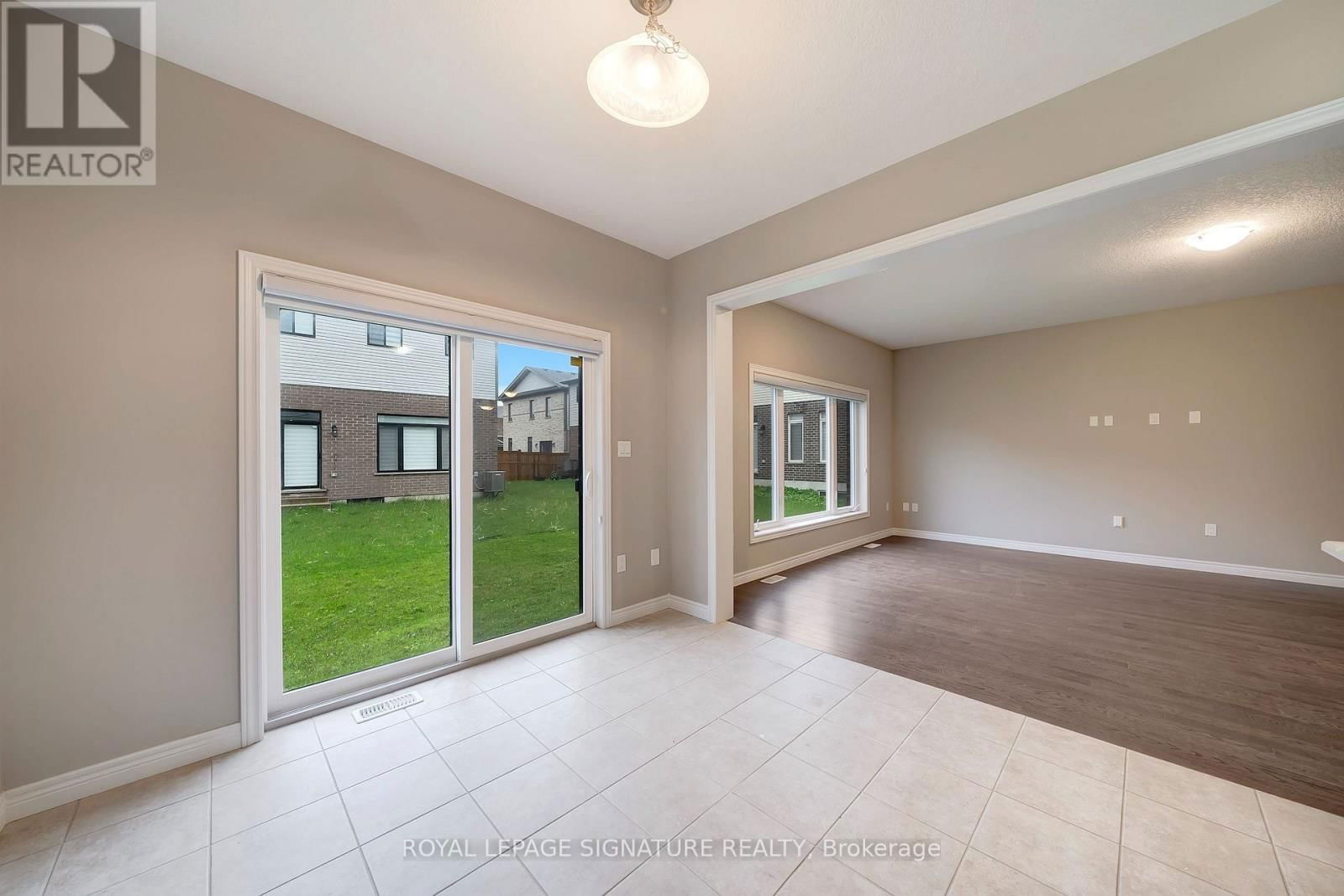 504 FLORENCEDALE CRESCENT Image 17