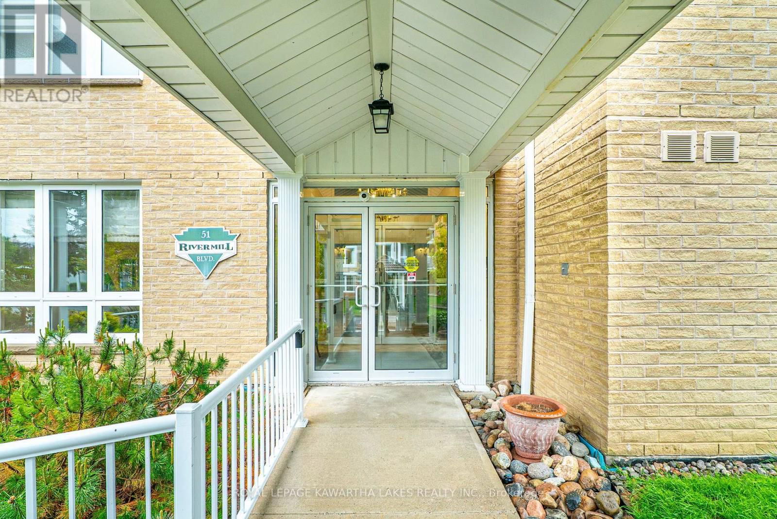 203 - 51 RIVERMILL BOULEVARD Image 7