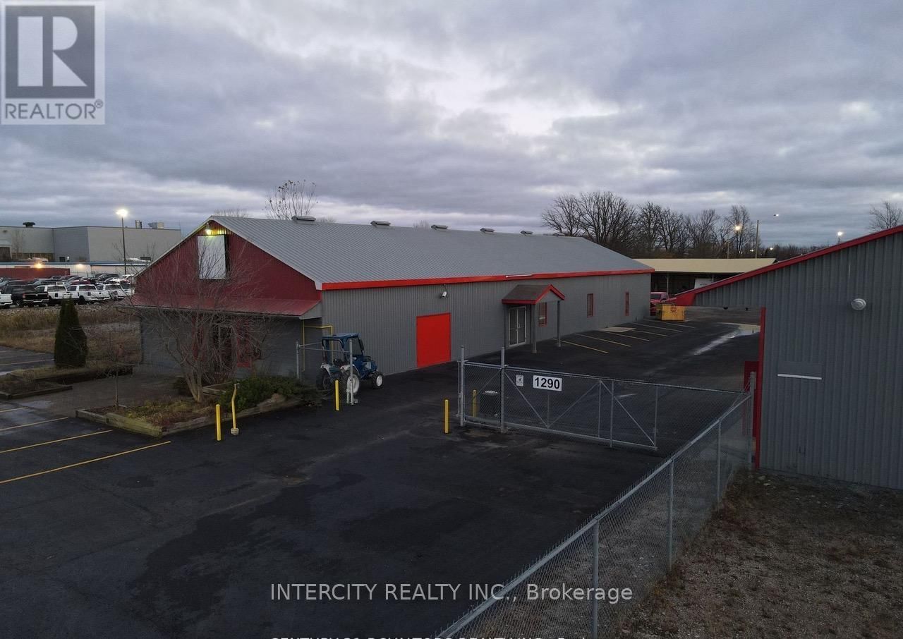 1290 DUNDAS STREET Image 3