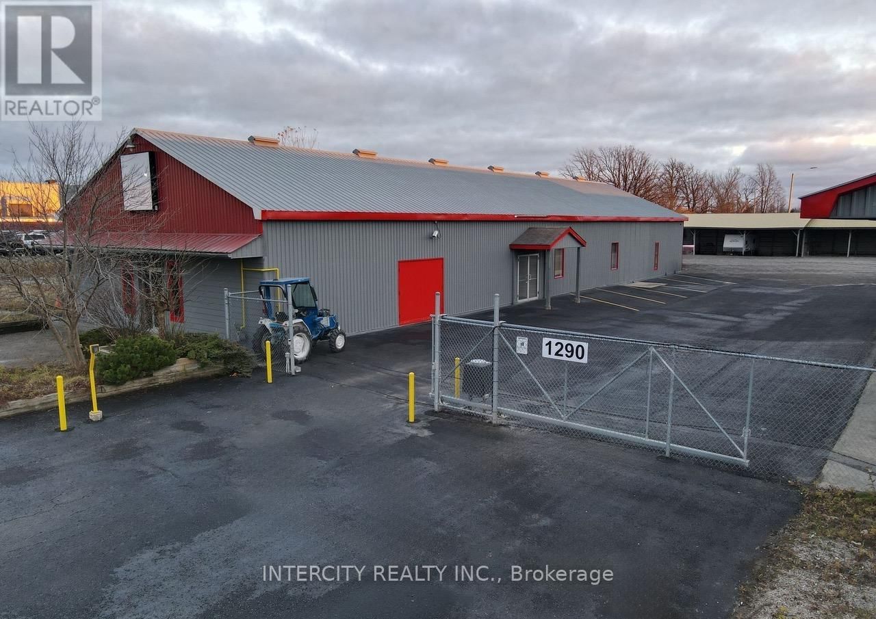 1290 DUNDAS STREET Image 5