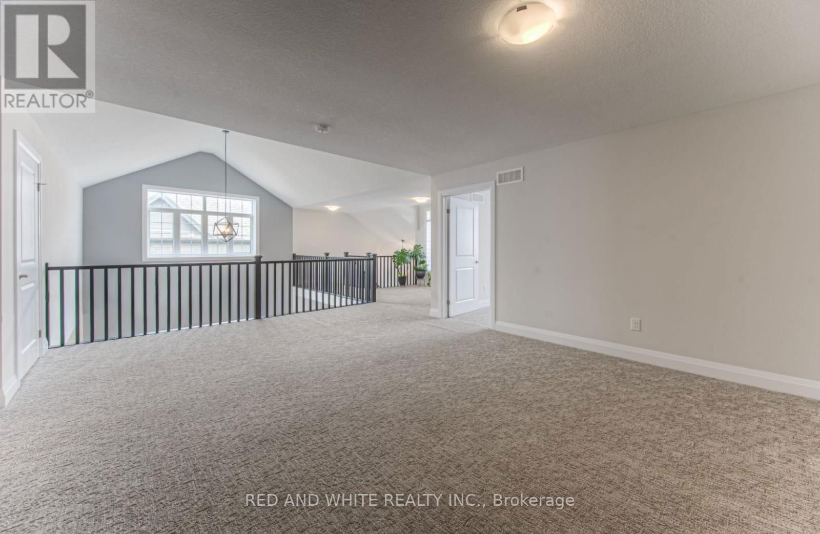 582 MAYAPPLE STREET Image 23