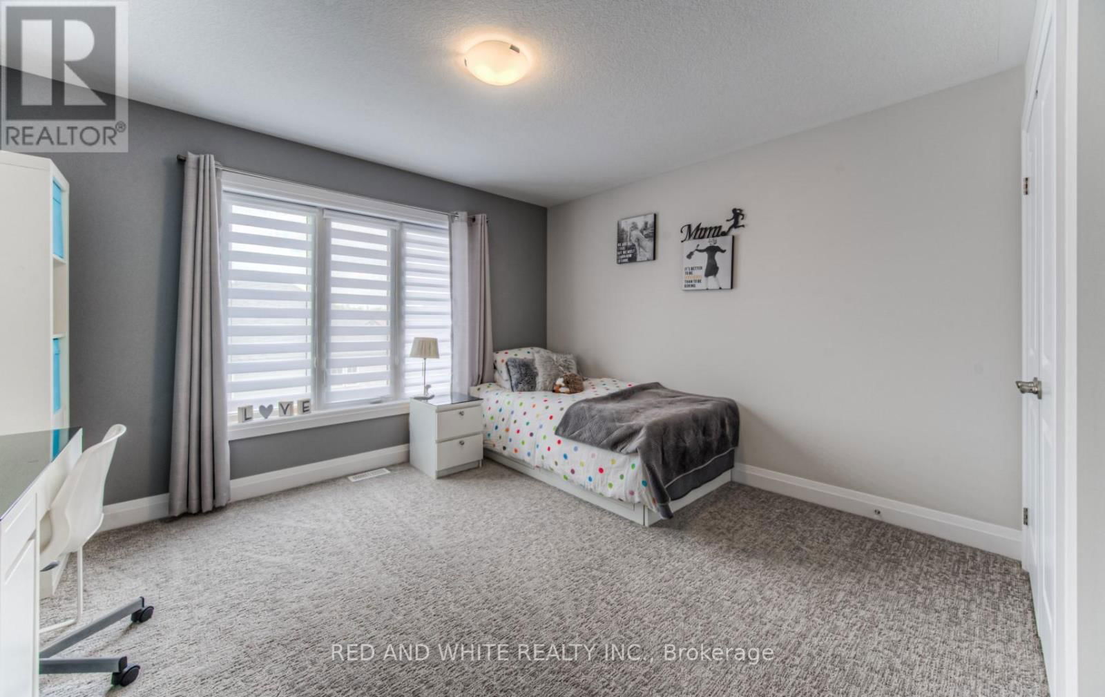 582 MAYAPPLE STREET Image 28