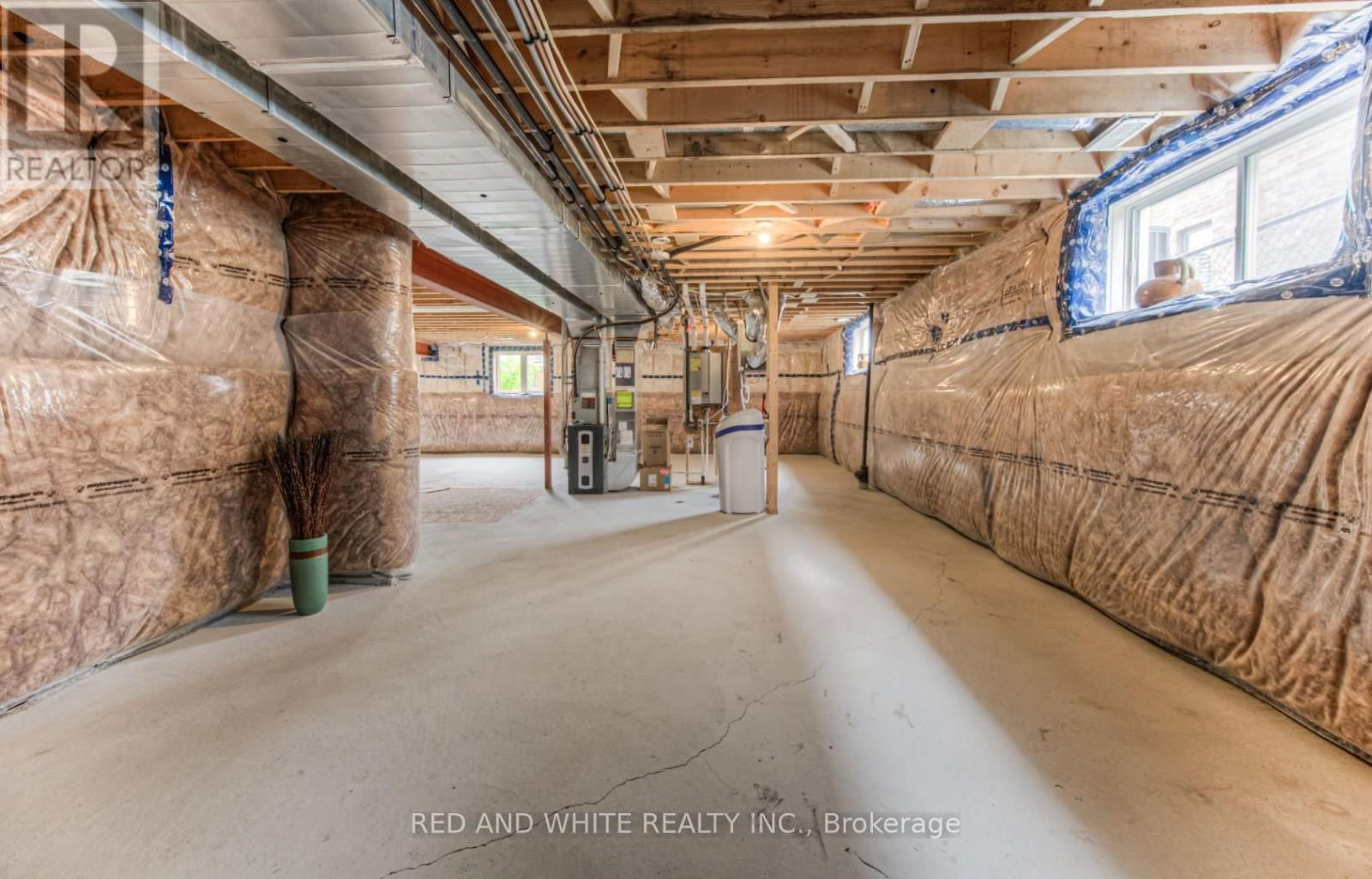 582 MAYAPPLE STREET Image 30