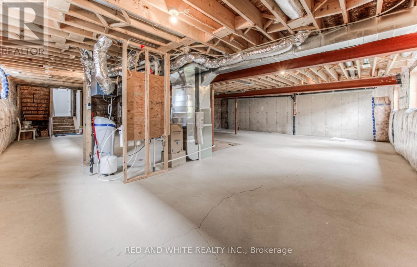582 MAYAPPLE STREET Image 31