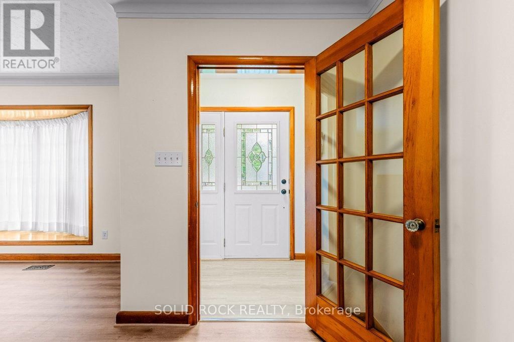 7 BROUSE DRIVE Image 11