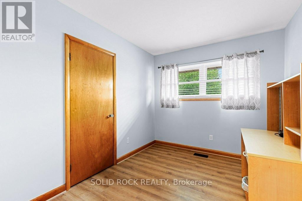 7 BROUSE DRIVE Image 20