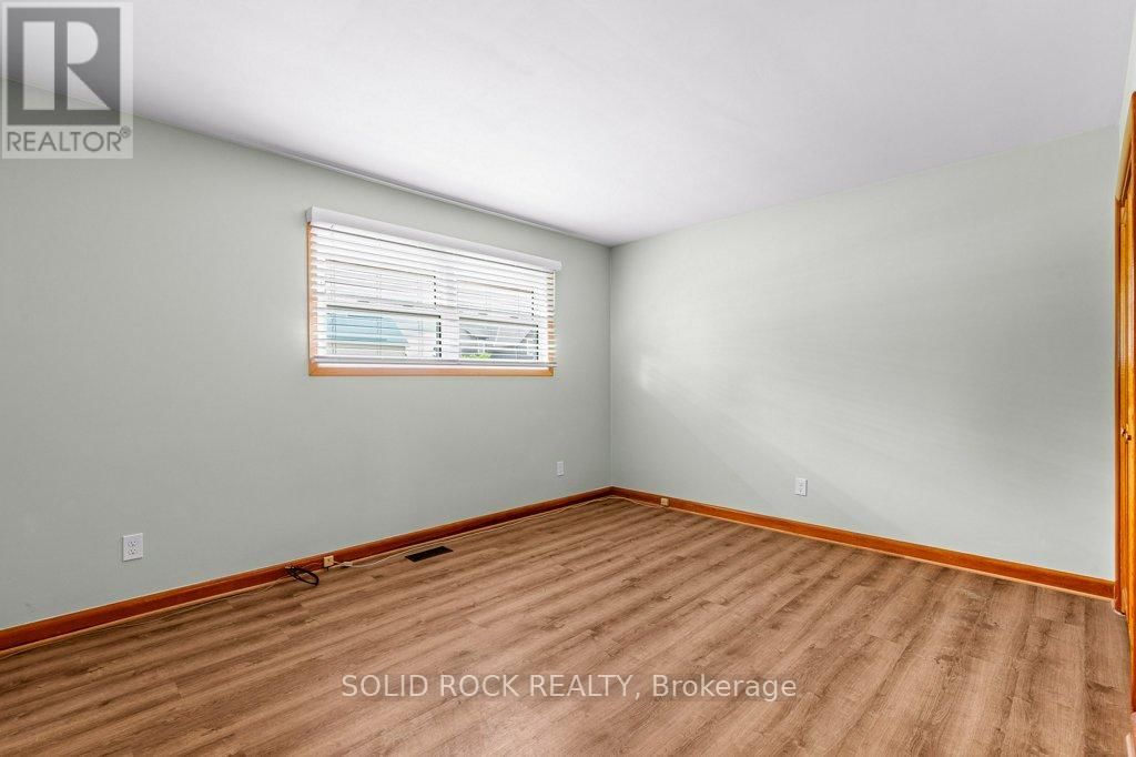 7 BROUSE DRIVE Image 23