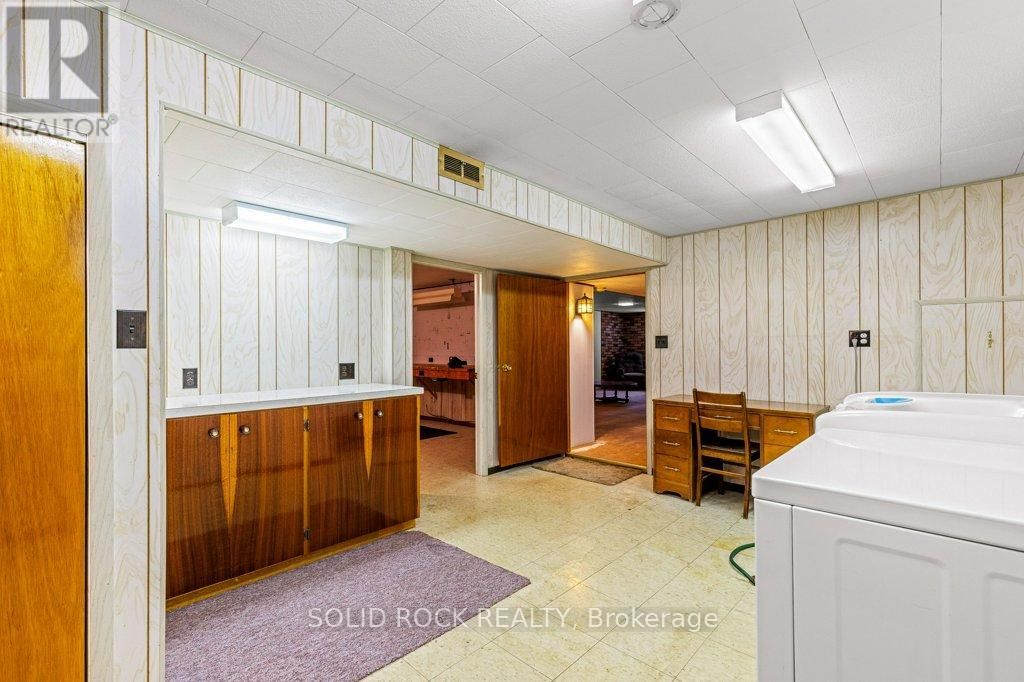 7 BROUSE DRIVE Image 28