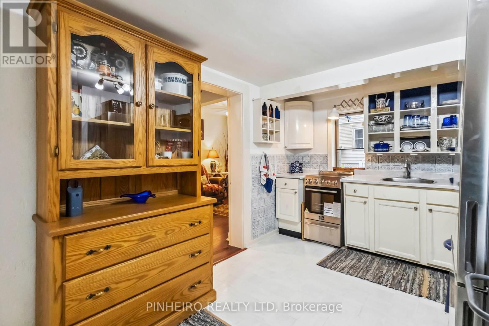 10 MCCLARY AVENUE Image 14