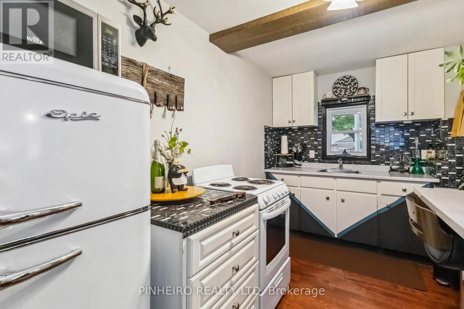 10 MCCLARY AVENUE Image 26