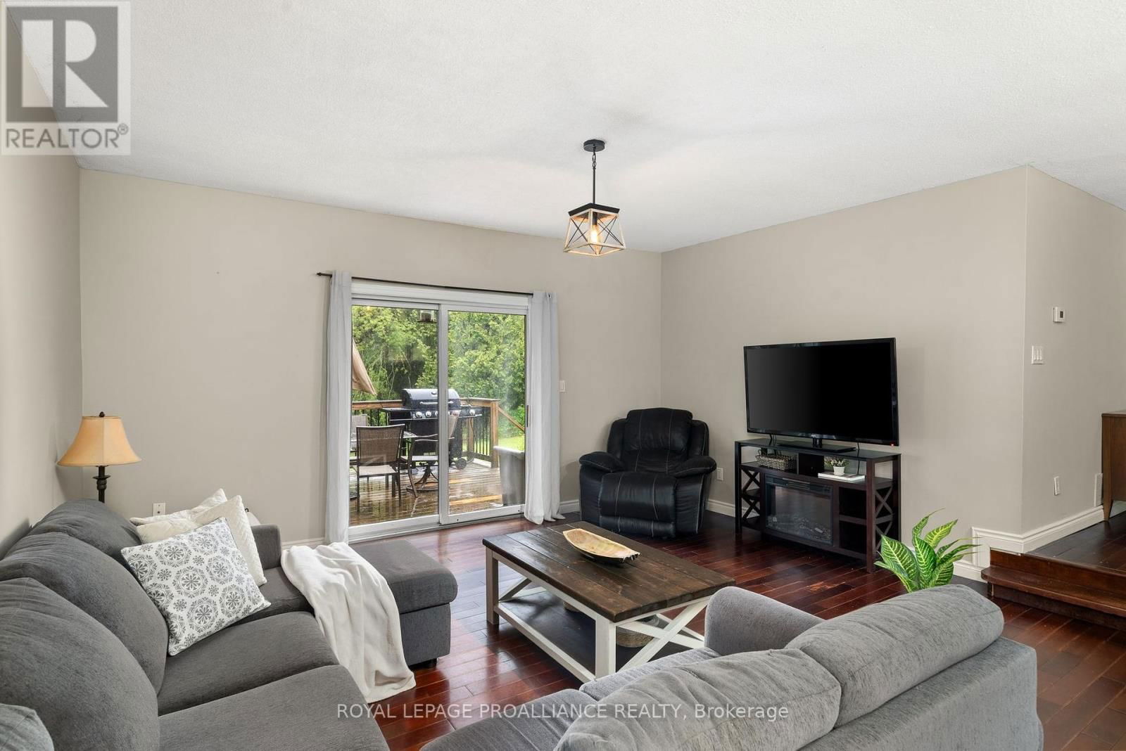 2438 SHELTER VALLEY ROAD Image 13