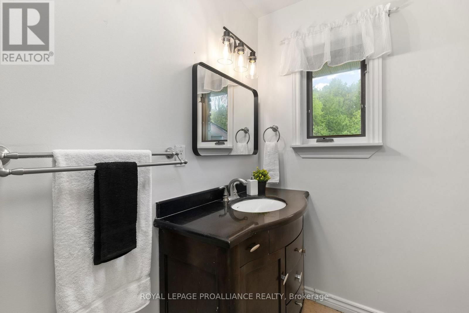2438 SHELTER VALLEY ROAD Image 26