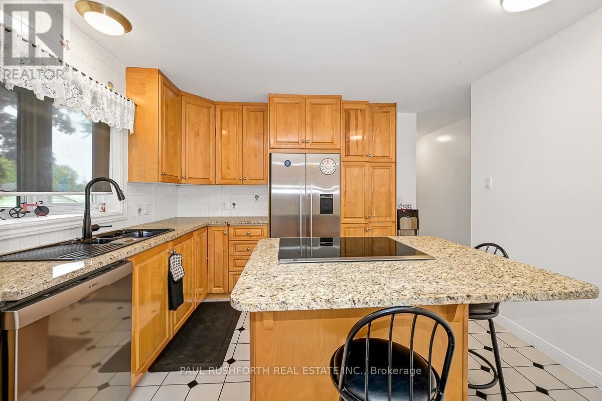89 HAWK CRESCENT Image 12