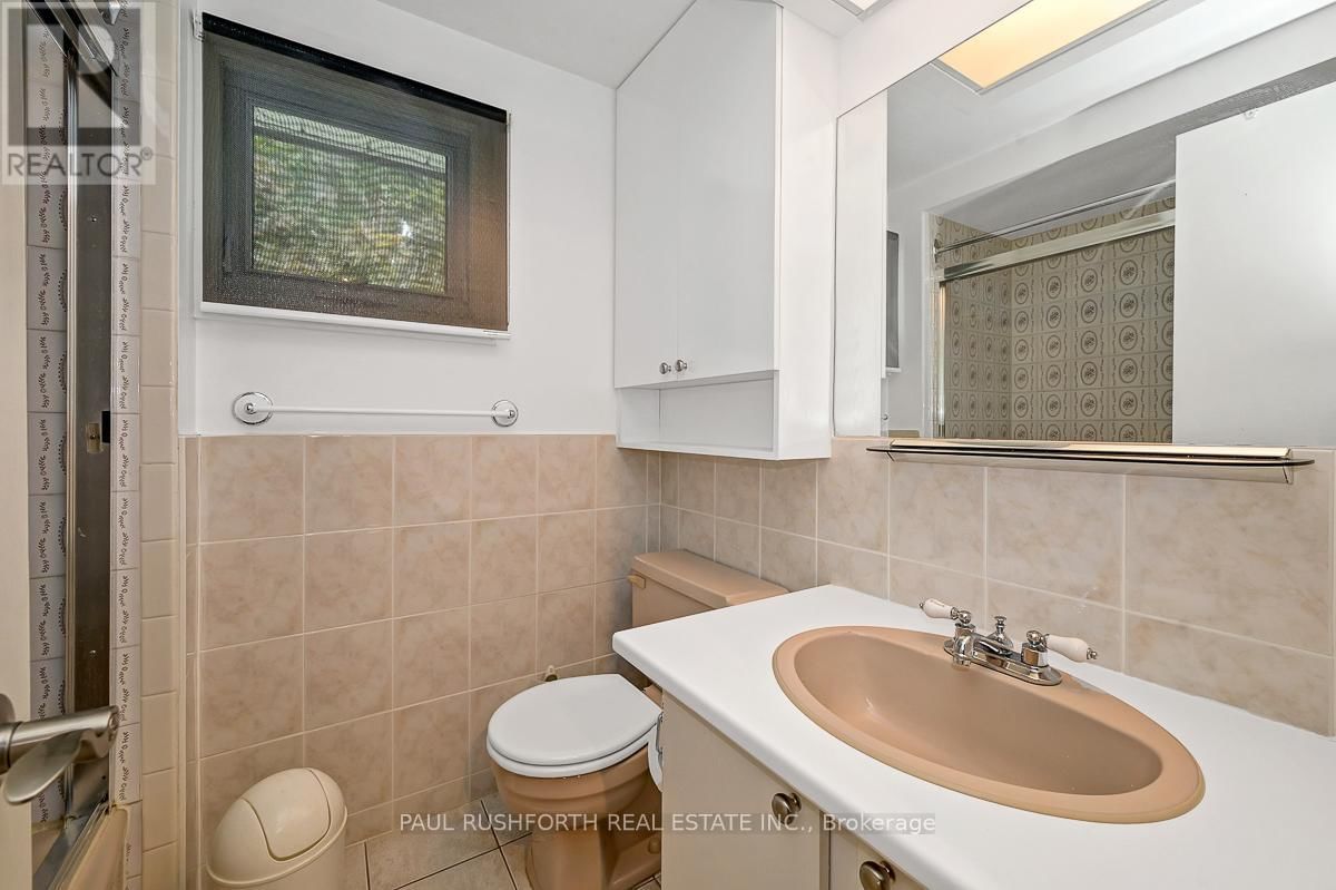 89 HAWK CRESCENT Image 24