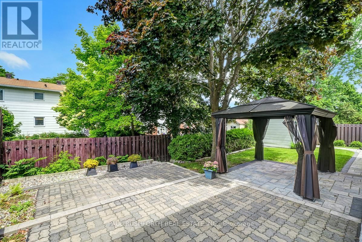 89 HAWK CRESCENT Image 31